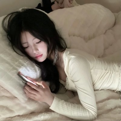 穿越橄榄树林